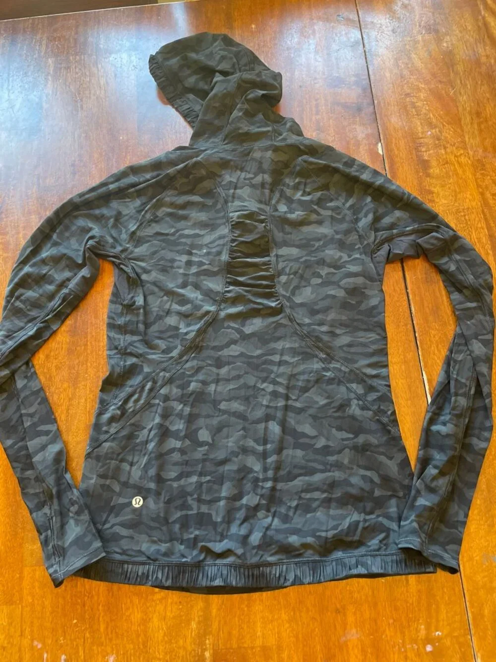 Lululemon Camo Hooded Quarter-Zip Pullover Jacket Size 8 Mesh Vent